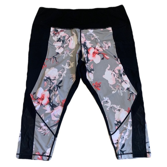 ACX Active Plus Size Floral Print Mesh Panel Capri Leggings Size 1X - Picture 1 of 8
